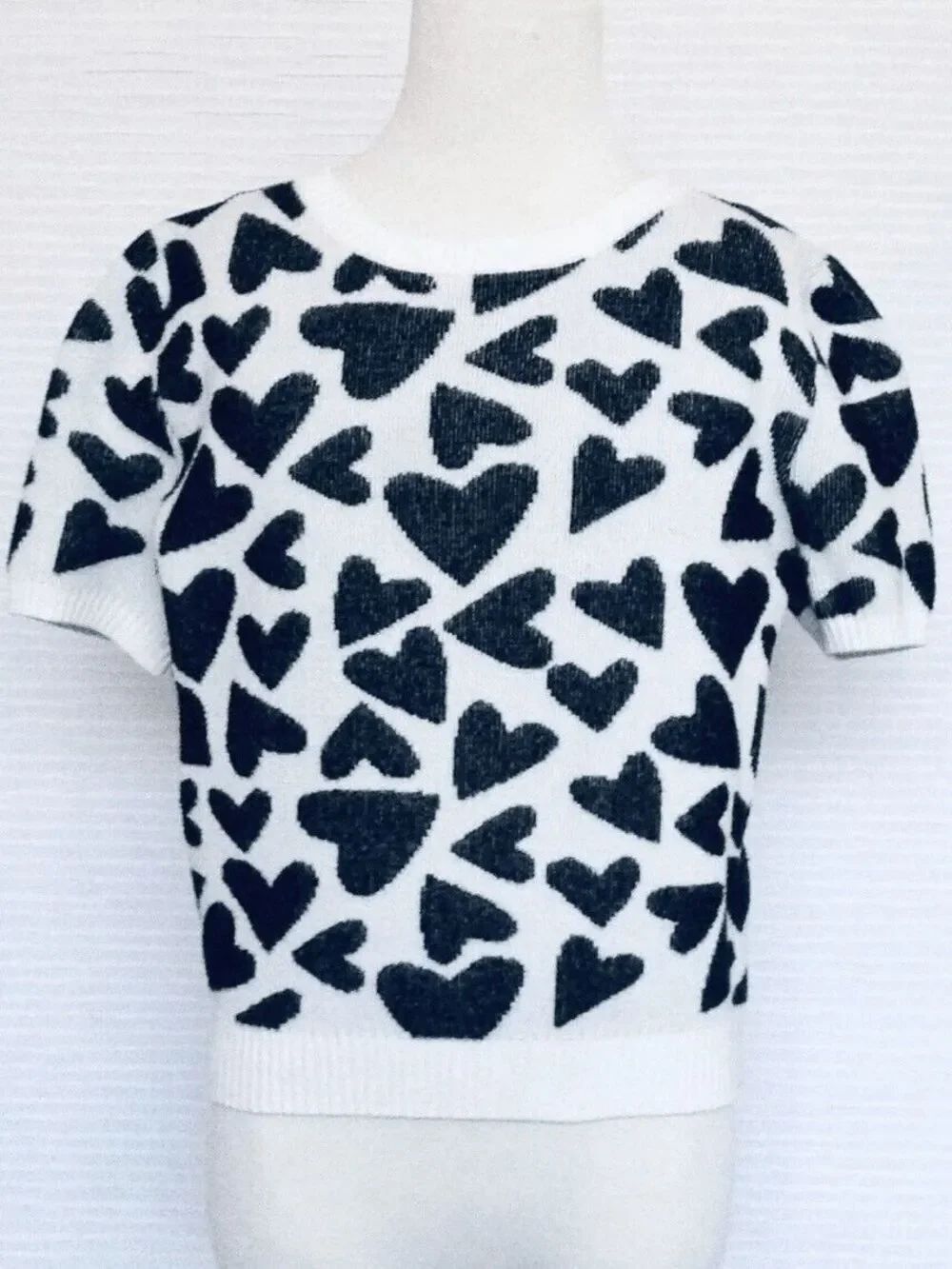 3/$30 H&M Valentine Heart Intarsia Short Sleeve Sweater Girls Size 10/12
